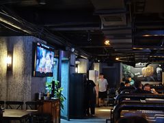 -麦凯伦烧烤·精酿超级工厂店(金桥总店)