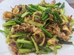 酱爆鲜鱿筒-滑记海鲜饭店·老字号(海鲜街店)