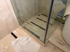 -青岛海尔洲际酒店