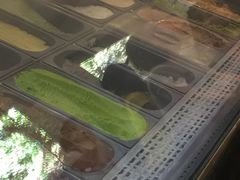 -莓园冰淇淋店