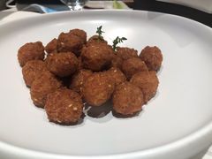 干炸小丸子-四季民福烤鸭店(王府井灯市口店)