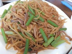 -山沟沟炒鸡(颐灏·海怡名都店)