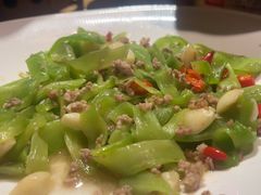 -头上红煨盐鸡·非遗院子餐厅