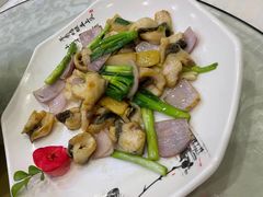 -庭苑美食中心·陈皮烧鹅·海鲜(台山店)