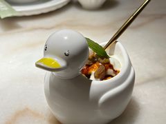 背着枇杷的酸奶鸭-大鱼徽州·寻味徽菜(万象汇店)