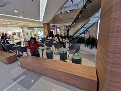 -奈雪的茶(亨特国际广场店)