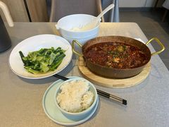 -有红鸡毛店·川菜(建设路店)