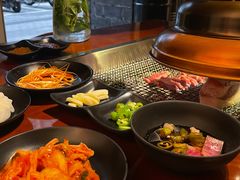 -肉甲韩国木炭烤肉(新壹街1店)