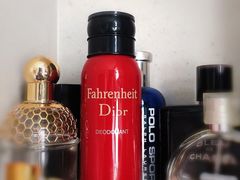 -Dior迪奥(上海世茂广场店)