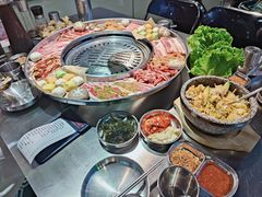 -哈哈碳都·牛肋条无限自助烤肉(宝龙店)