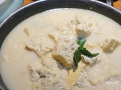 -吃饭皇帝大土家民族菜(正大广场店)