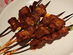 -肥肥虾庄·金牌油焖大虾(汉街SKP店)