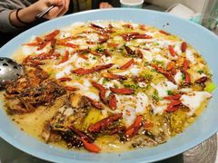 酸菜鱼大份-姚姚酸菜鱼·金戈戈香港豉油鸡(喜荟城联名店)