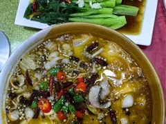 -醉美云南·云南菜主题餐厅(昆明站北京路双龙商场店)