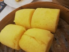 奶黄马拉卷-稻香酒家·33年老字号·港式粤菜(富邦中心店)