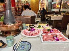 -羊家胡同·龙虾烧烤火锅(龙汇路店)