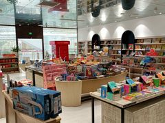 -钟书阁(群光广场店)