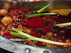 -四小区火锅·巷子里的重庆火锅(花照壁店)