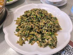 香椿炒鸡蛋-旅宁大酒店