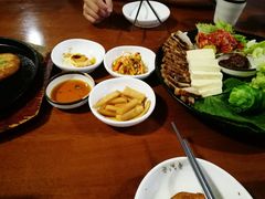 蔬菜包肉-第二外国语学院-韩国餐厅(朝阳路店)
