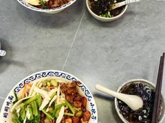 -梅溪·小伙子干挑面(安吉总店)