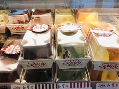 -红宝石·鲜奶小方·海派西点房(浦三店)
