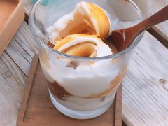 -彳亍咖啡·这里(水湾路店)