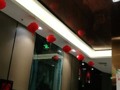 -忘情水鱼头·鲜鱼火锅(滨江中路店)