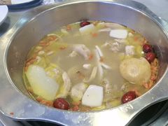 -光头药膳鸡(莱茵小镇店)