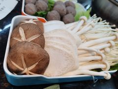蔬菜拼盘-八合里牛肉火锅(深圳海德店)