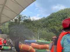 -雅鲁激流探险漂流