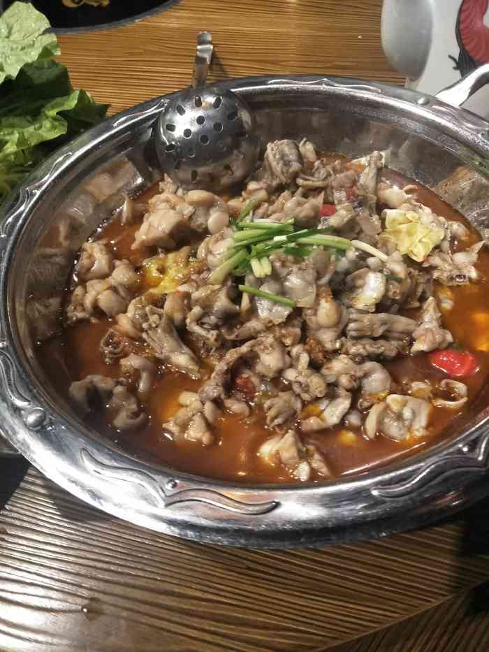 杜婆鸡跳跳蛙(亿都店)-"一家人来吃饭,本想着去老杨家吃,后因门口.