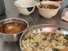 -正宗杨记普洱酸醋米线(总店)