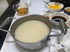 -红鼎豆捞·非遗鲍皇汤火锅(宝丰路店)