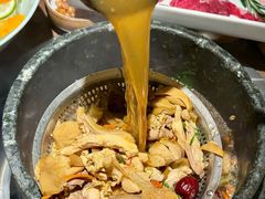 -蘑界·野生菌火锅(深业上城店)