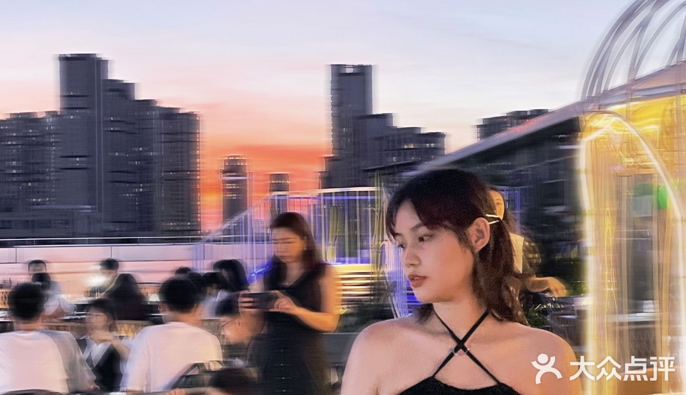 厦门约会宝藏天台餐厅 | 上头天台精酿餐吧