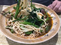 -沉香牛肉面
