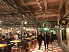 大堂-大食代美食广场(上海中心店)