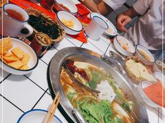 -喜悦小串丹东小黄牛海鲜烧烤大排档(民主广场店)