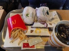 -麦当劳(新王府井店)