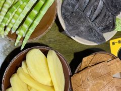 -黄潇洒老火锅(九眼桥宏济巷店)