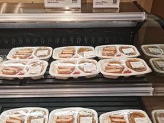 -七鲜超市(瑞虹天地太阳宫店)