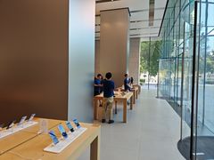-Apple零售店(华贸购物中心店)