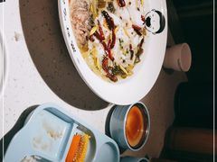 -江渔儿酸菜鱼·拔草餐厅(虎门君乐汇店)