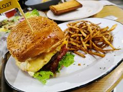 -HELLO 27 意面·沙拉·帕尼尼