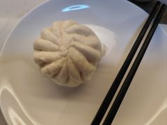 -桔子酒店(深圳东门湖贝地铁站店)