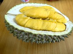 -101 Fresh Fruits Trading