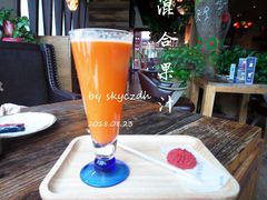混合果汁-栖巢咖啡(天鹅湖万达低碳店)