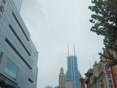 -真老大房(南京东路店)