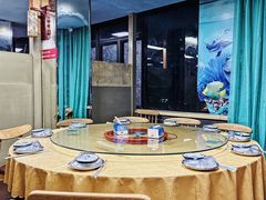 -崴海渔村(虹梅路店)